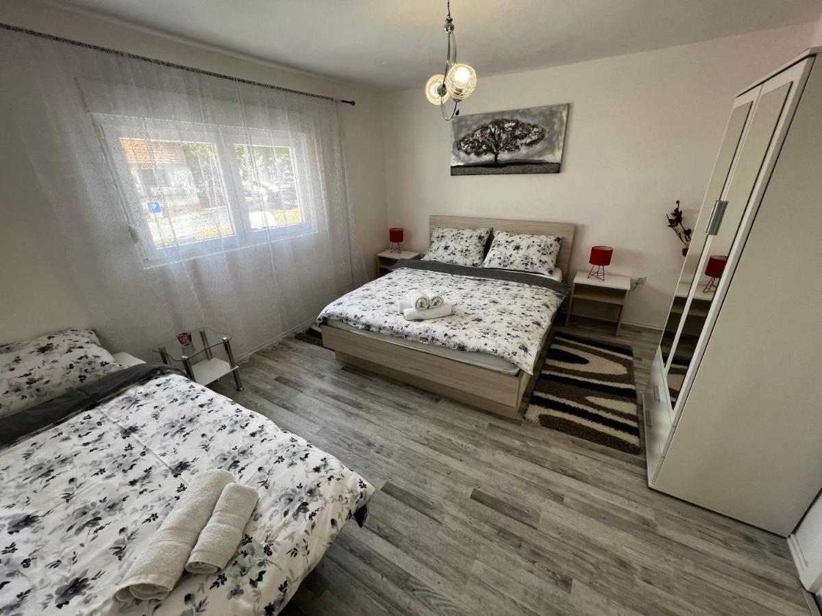 Apartment No1 Korenica Buitenkant foto