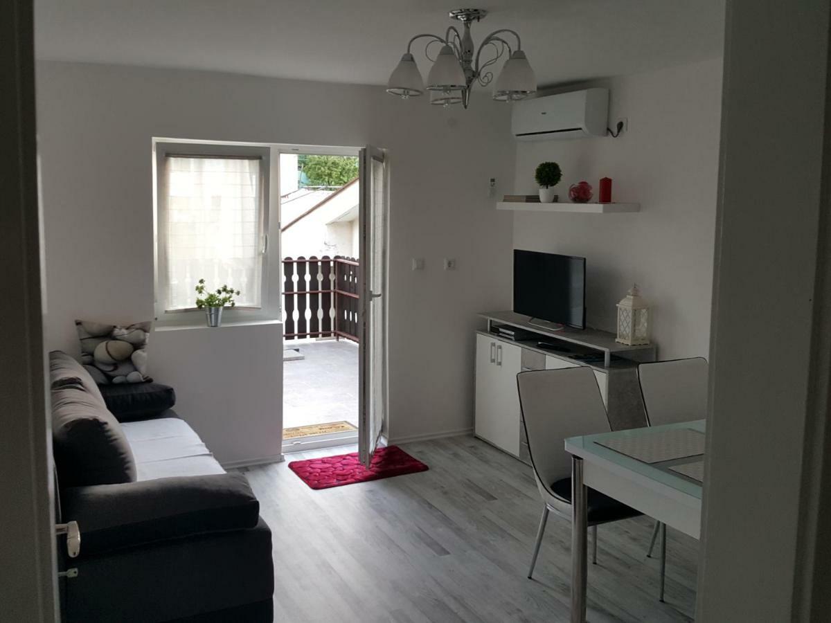 Apartment No1 Korenica Buitenkant foto