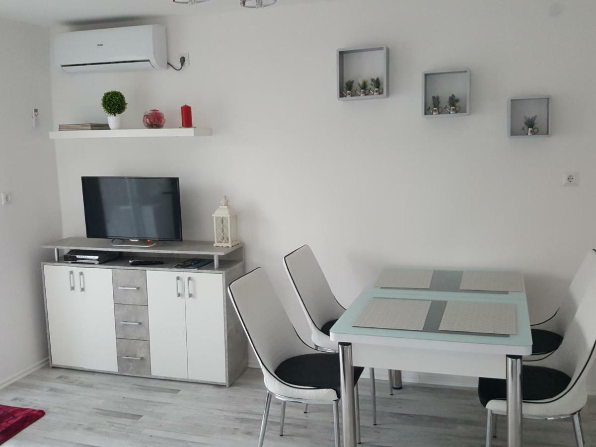 Apartment No1 Korenica Buitenkant foto